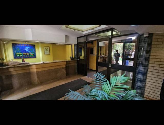 BUSINESS PROPERTY TO RENT IN RANDJESPARK